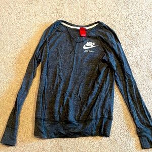 Nike light sweatshirt size small